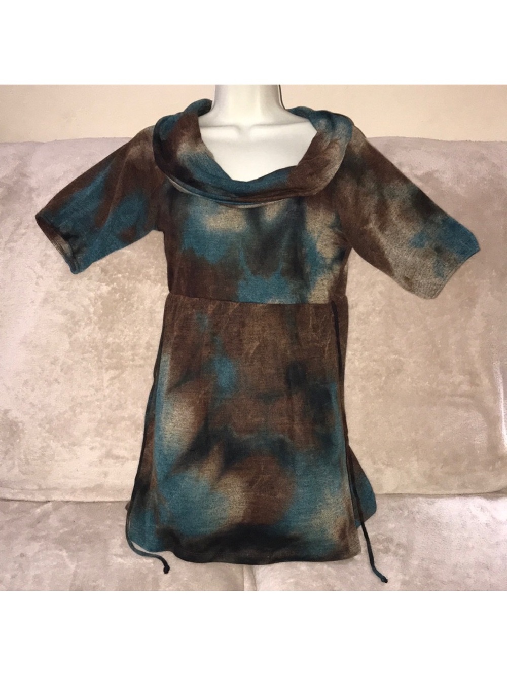 Gitano medium Cowl Neck Short Sleeve top in Teal and Brown